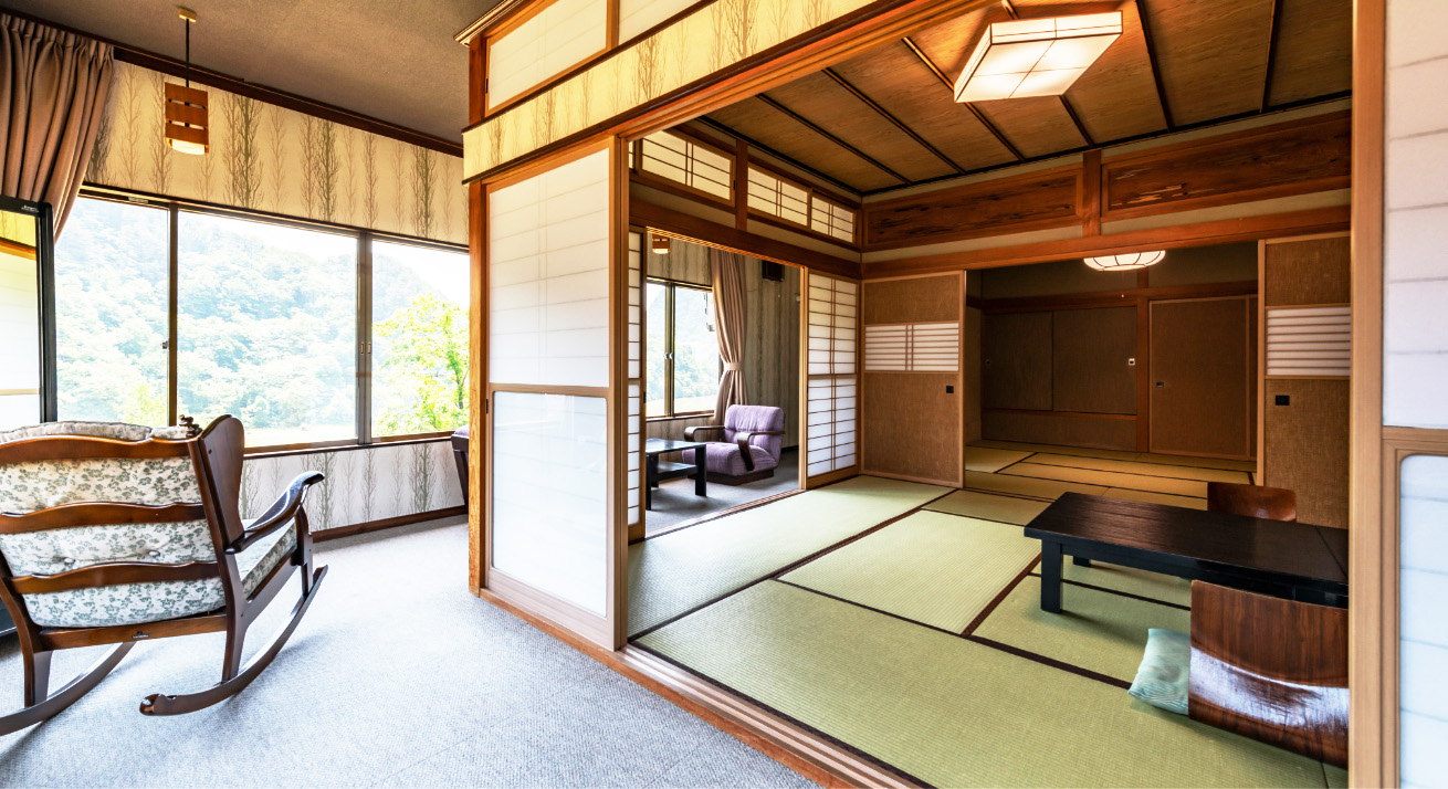 Kakugamionsen Hotel Tsunogami: A Lodge Surrounded by Mountains